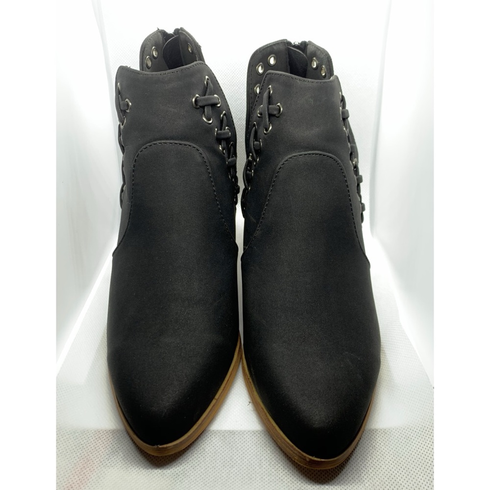 Yoki Boots